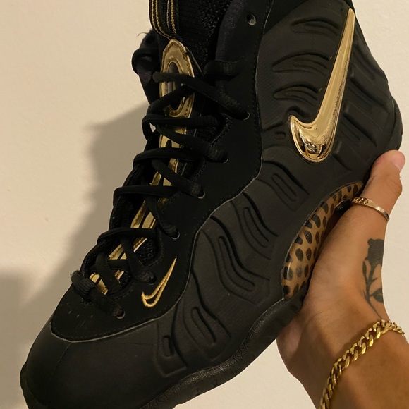 black metallic foamposites